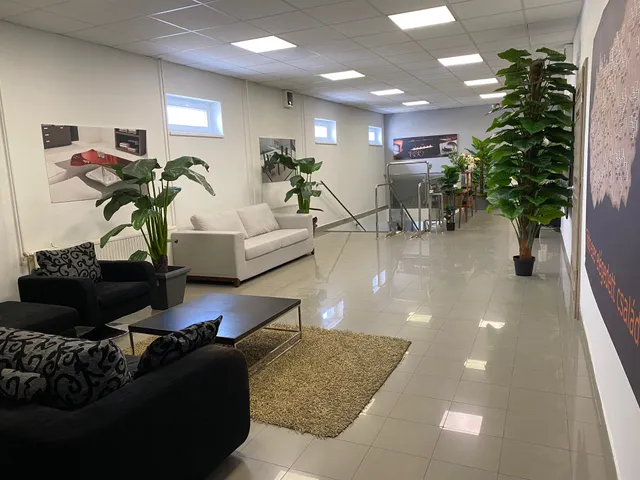 Eladó kereskedelmi és ipari ingatlan Budapest XIII. kerület, Angyalföld 2000 nm