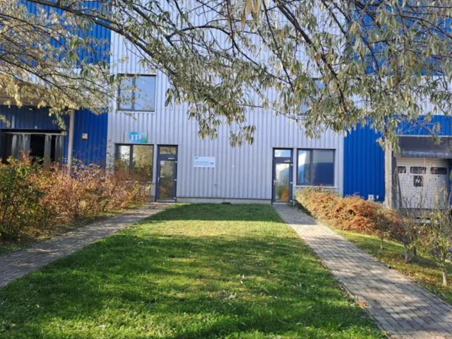 Kiadó kereskedelmi és ipari ingatlan Budapest IX. kerület 2250 nm