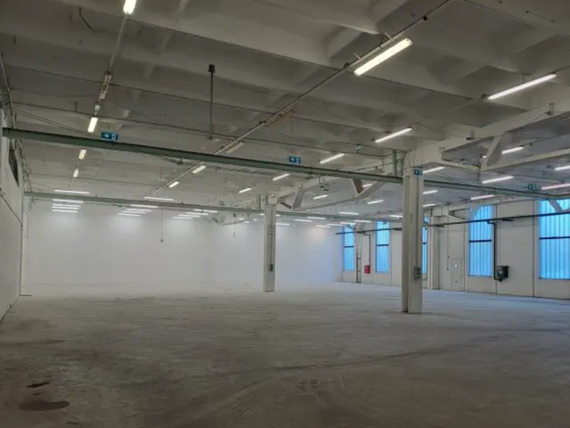 Kiadó kereskedelmi és ipari ingatlan Budapest IX. kerület 2169 nm