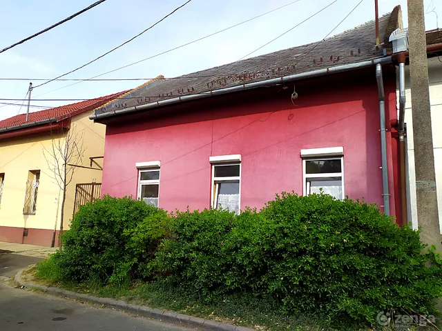 Eladó ház Budapest XV. kerület 43 nm