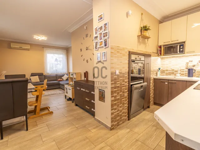 Eladó lakás Üllő 85 nm