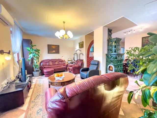 Eladó ház Biatorbágy, Torbágy 320 nm