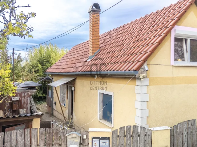 Eladó ház Biatorbágy 35 nm