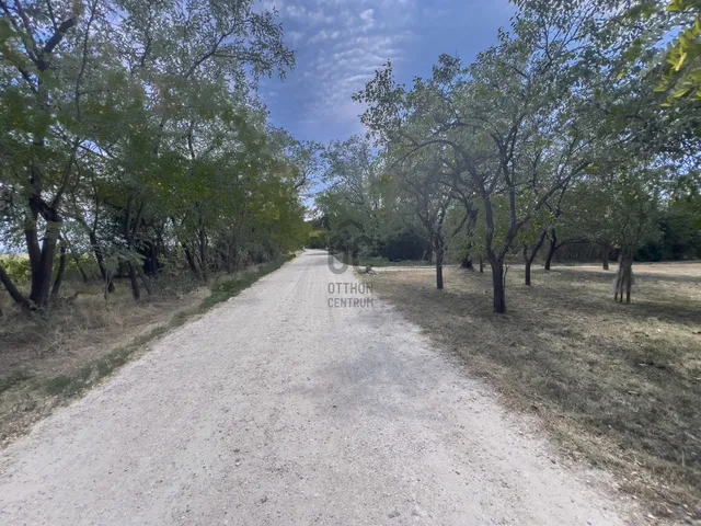 Eladó telek Bicske 4127 nm