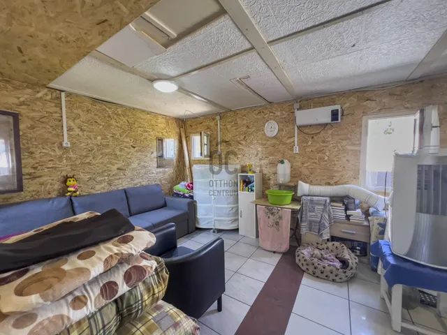 Eladó üdülő és hétvégi ház Biatorbágy 28 nm