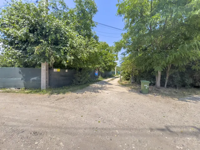 Eladó üdülő és hétvégi ház Budapest XI. kerület, Kamaraerdő 45 nm