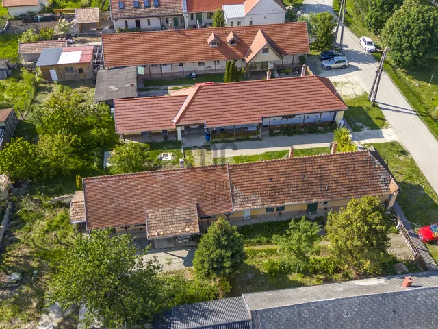 Eladó ház Etyek 135 nm