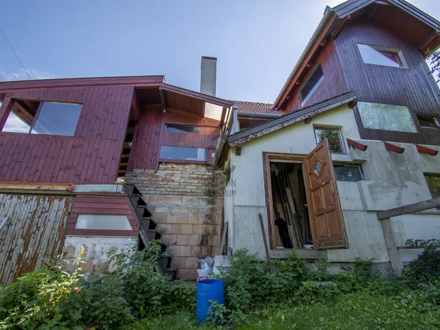 Eladó ház Biatorbágy, Pecató 160 nm