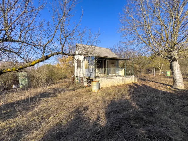 Eladó üdülő és hétvégi ház Biatorbágy 30 nm