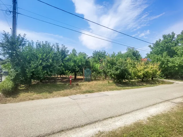 Eladó telek Biatorbágy, Lomb utca 1344 nm