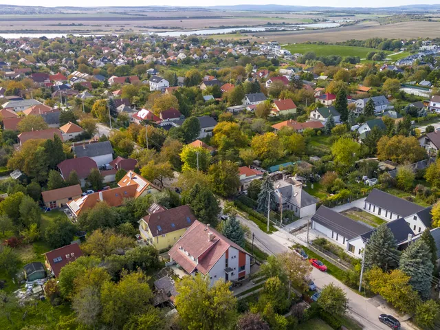 Eladó ház Biatorbágy, Petőfi utca 165 nm