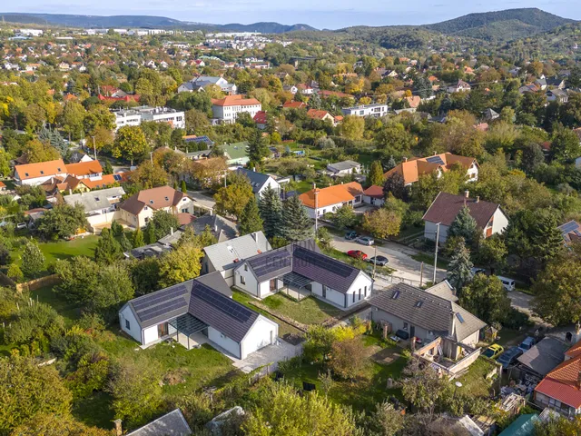 Eladó ház Biatorbágy, Petőfi utca 165 nm