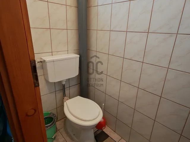 Eladó ház Etyek 146 nm
