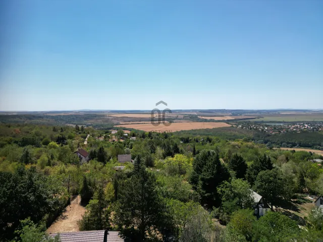 Eladó telek Biatorbágy 393 nm
