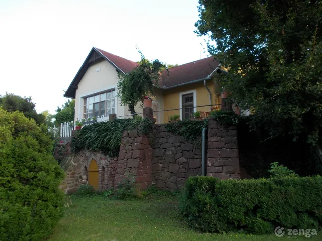 Eladó ház Balatonalmádi, Óváritelep, Marinovics 20 109 nm