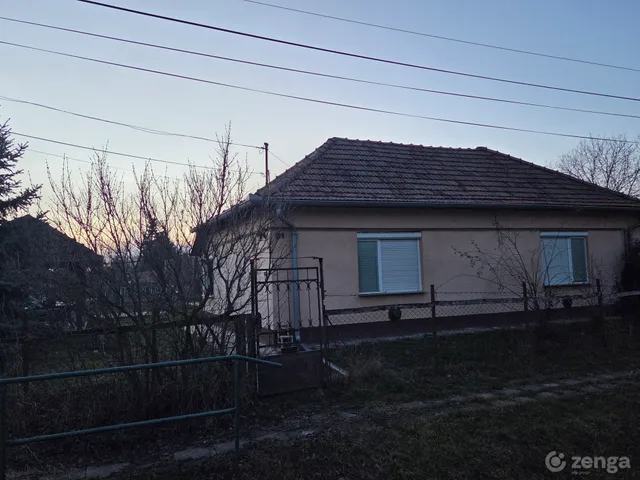 Eladó ház Békés 90 nm