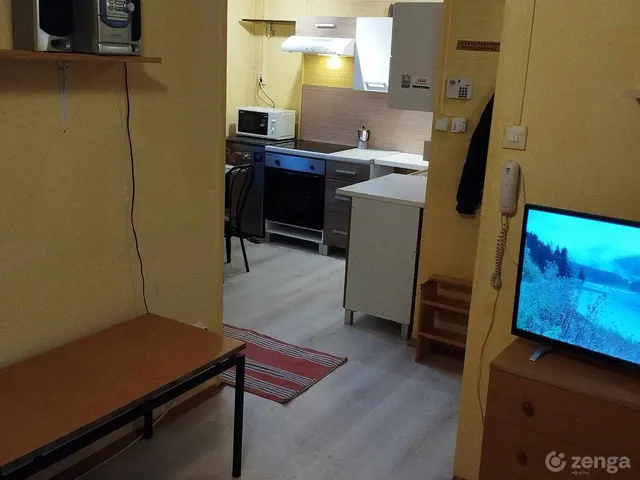 Eladó ház Solymár 30 nm