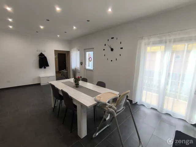 Eladó ház Cegléd, Akácos utca 104 nm