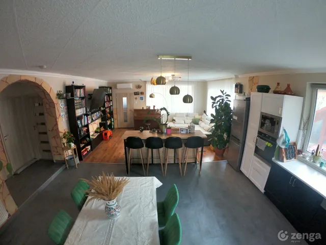 Eladó ház Piliscsaba, Szállás 200 nm