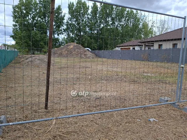 Eladó telek Kistelek 1078 nm