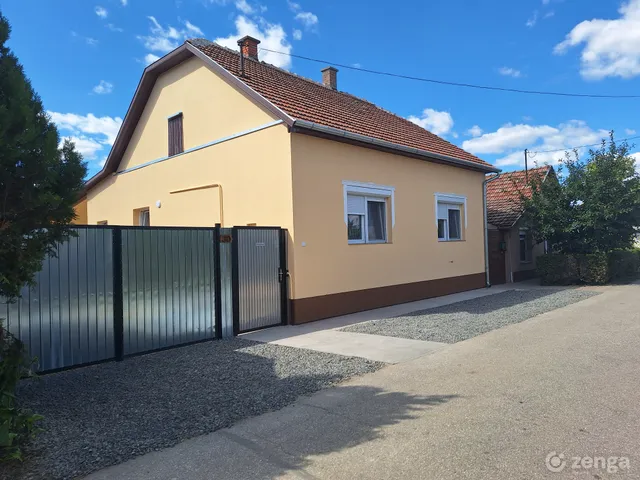 Eladó ház Makó 130 nm