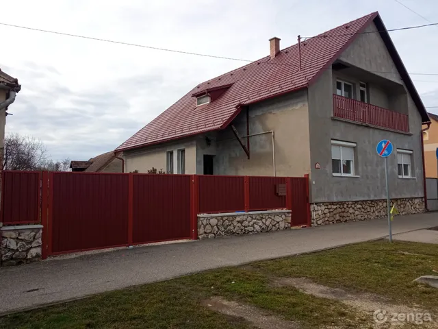 Eladó ház Szany 177 nm