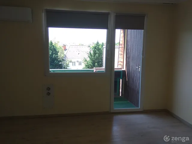 Eladó lakás Szolnok, Belváros, Sarló út. 31 nm