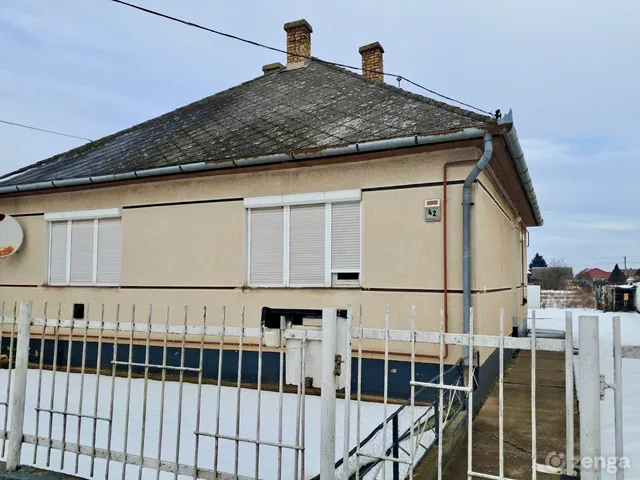 Eladó ház Ramocsaháza 140 nm