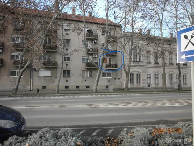 Eladó lakás Makó, Széchenyi tér 55 nm