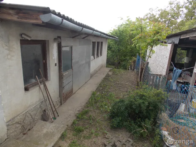 Eladó ház Pécel, Csatáridűlő 130 nm