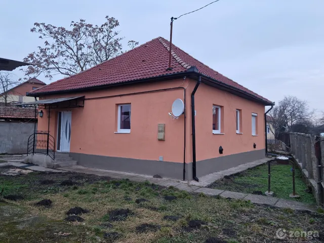 Eladó ház Tiszavasvári, Bűdszentmihály 75 nm