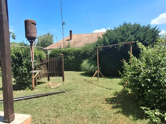 Eladó ház Alsóbélatelep 80 nm