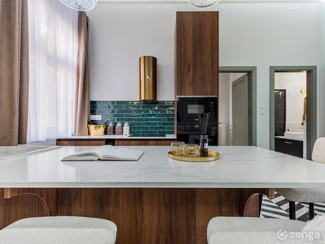 Eladó lakás Budapest VI. kerület, Nagykörúton belüli terület 85 nm