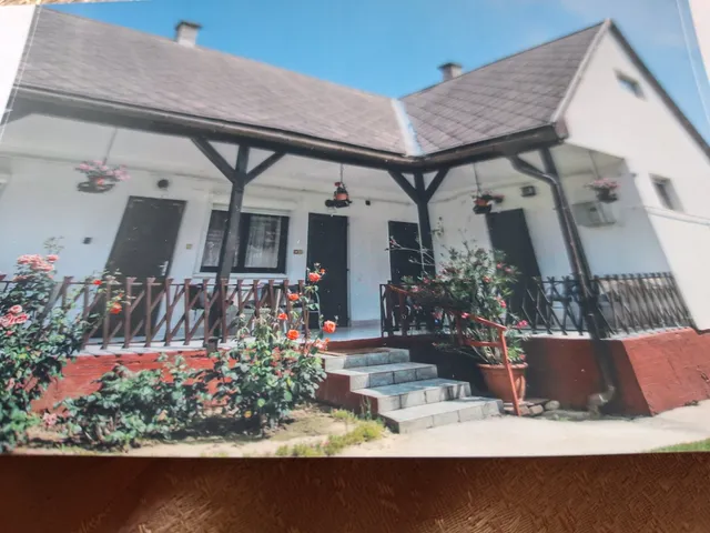 Eladó ház Igal 280 nm