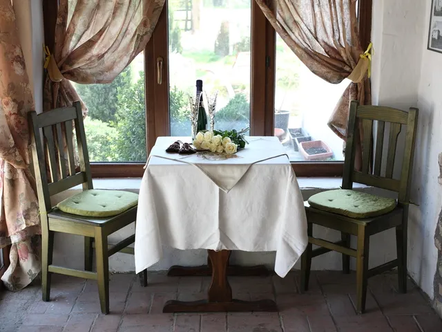 Eladó kereskedelmi és ipari ingatlan Lesencetomaj 720 nm