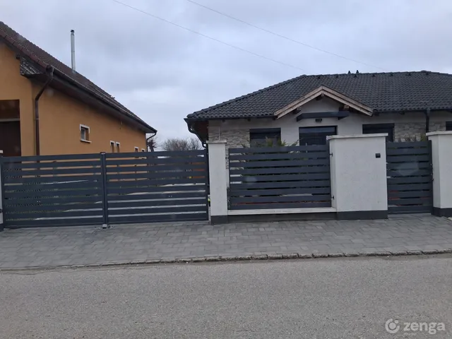 Eladó ház Albertirsa, Köztársaság 91 nm