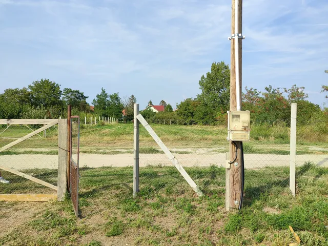 Eladó telek Szigetcsép 1159 nm