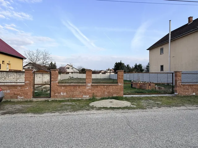 Eladó telek Szigetszentmiklós 722 nm