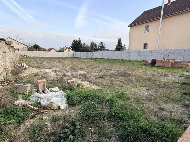 Eladó telek Szigetszentmiklós 722 nm