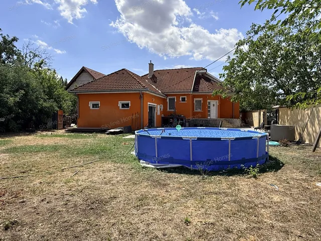 Eladó ház Kiskunlacháza 170 nm