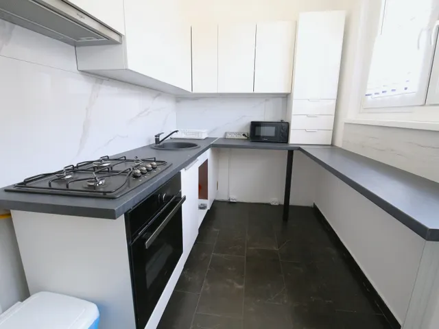 Kiadó lakás Veszprém, Jutasi úti lakótelep 62 nm