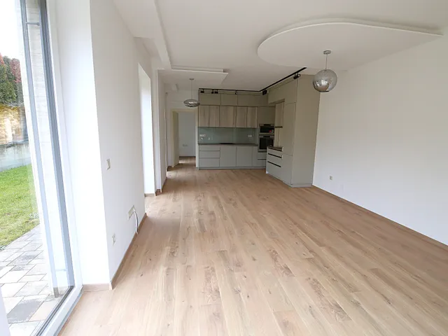 Eladó ház Veszprém, Dózsaváros 158 nm