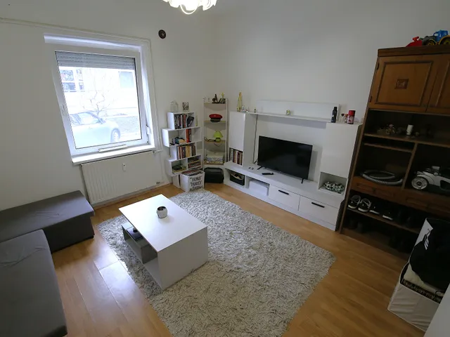 Eladó lakás Veszprém, Ady lakótelep 22 nm