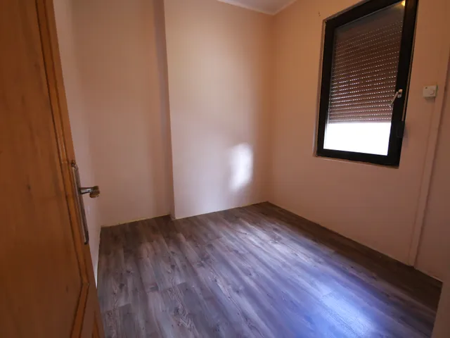 Eladó lakás Zirc, Kossuth Lajos 44 nm