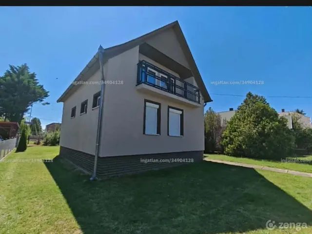 Eladó ház Balatonmáriafürdő 150 nm