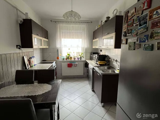 Eladó lakás Mosonudvar 66 nm