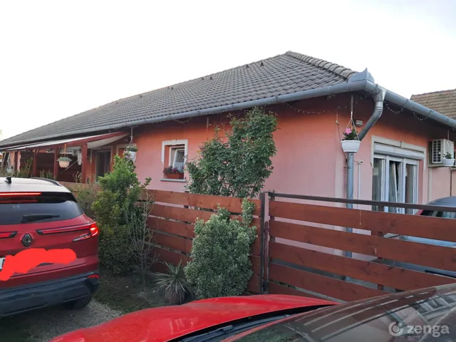 Eladó ház Üllő 75 nm