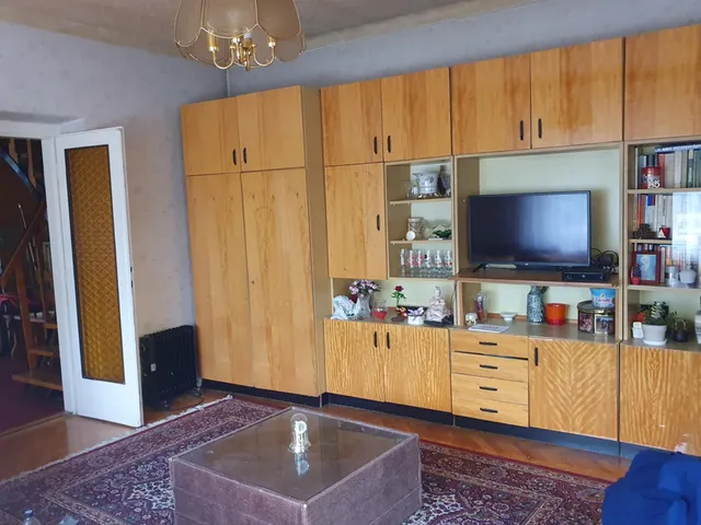 Eladó ház Budapest XVI. kerület 157 nm