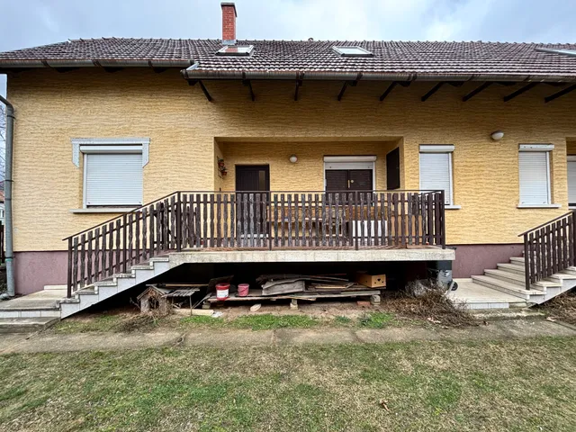 Eladó ház Kerepes 200 nm