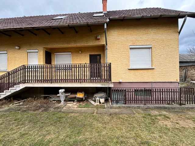 Eladó ház Kerepes 200 nm